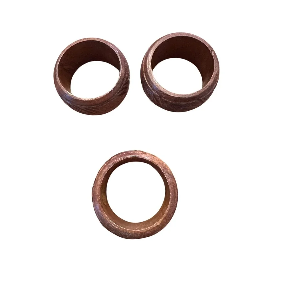 Vintage Hand Carved Wood Napkin Rings Set of 4 Floral Leaf Boho Rustic Brown